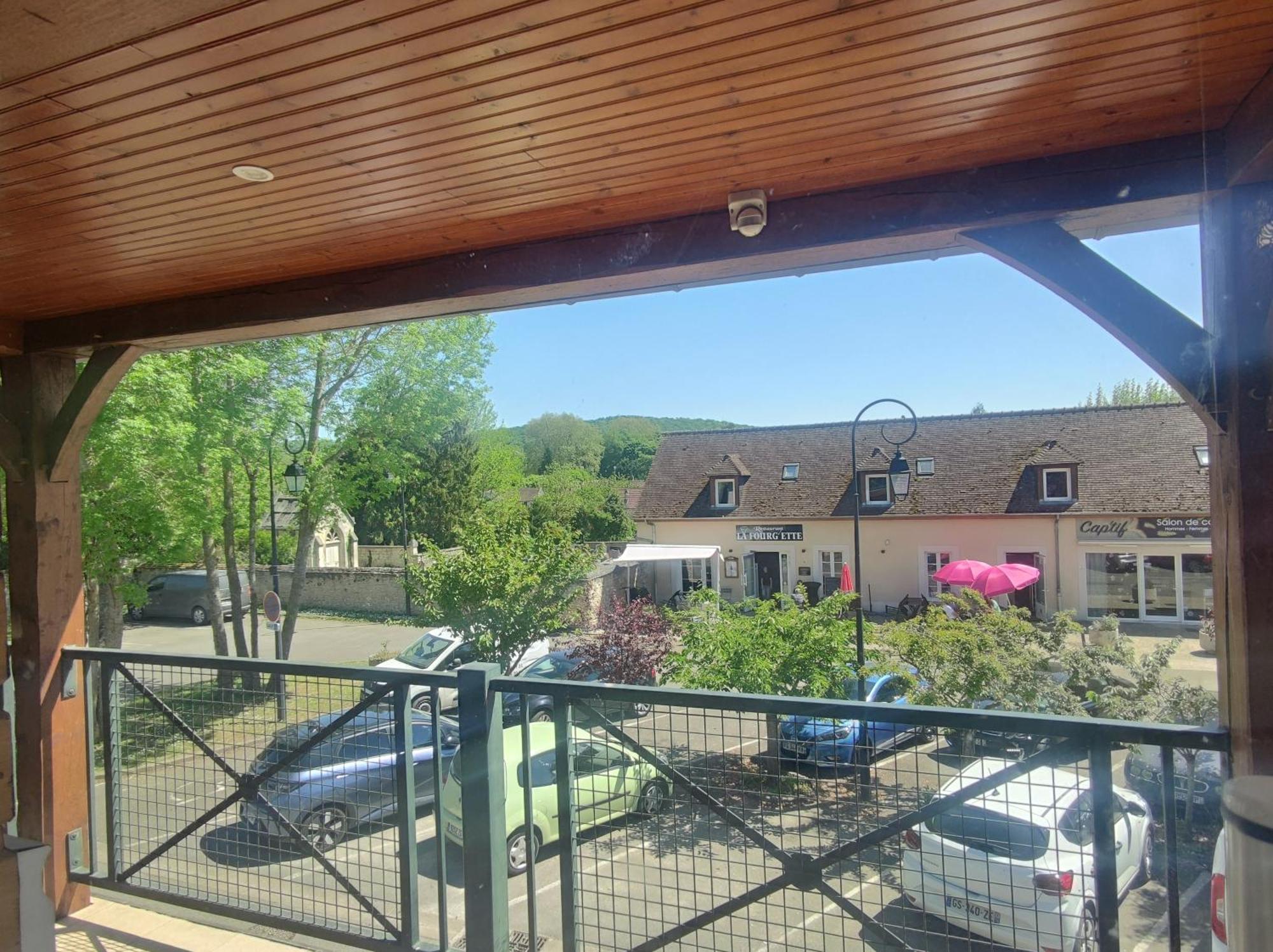Au Fil De L'Eau & Gite "Le Jardin Du Moulin" Fourges 外观 照片